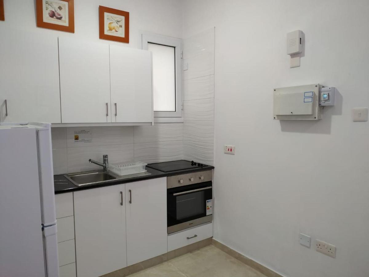 1 Bedroom Apartment Ларнака Экстерьер фото